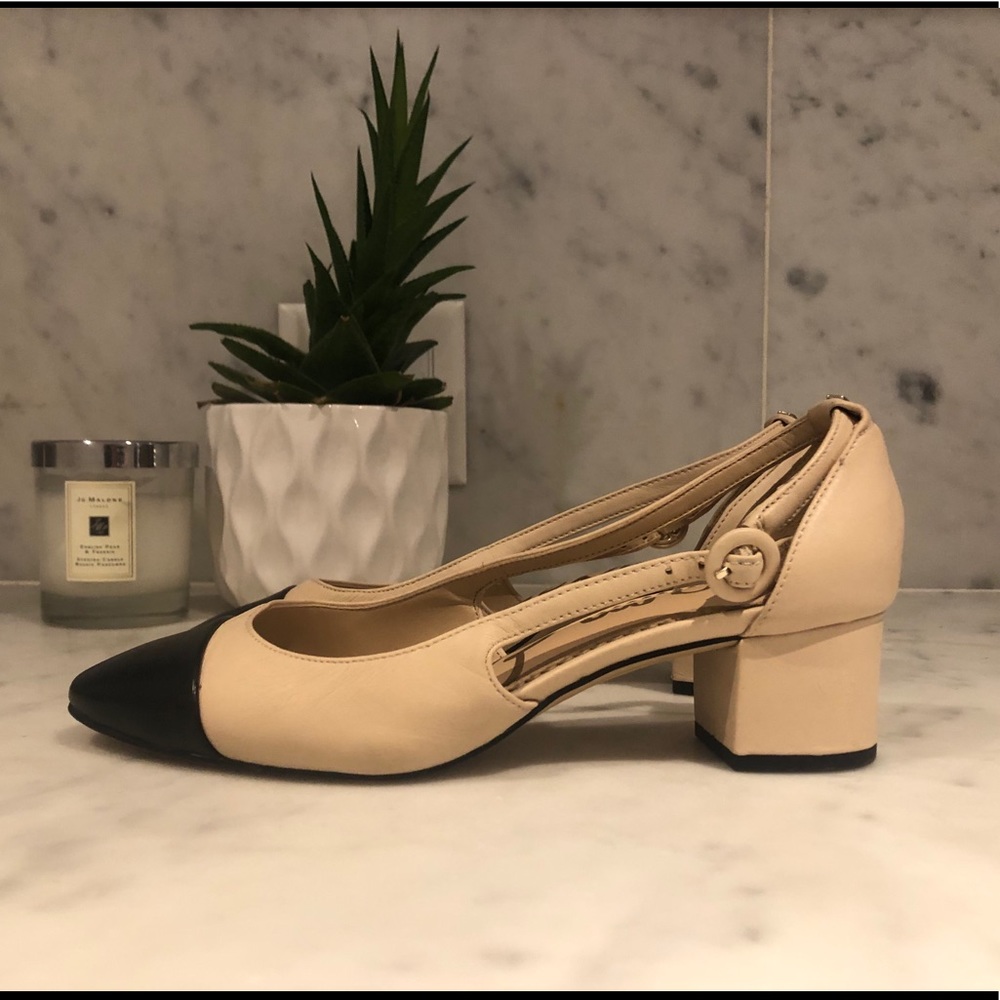 Sam Edelman Chanel style pumps